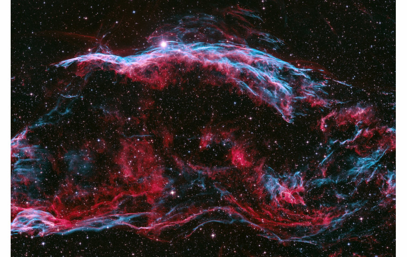 fot. Péter Feltóti,  Bicolour Veil Nebula / Astronomy Photographer of the Year 2021