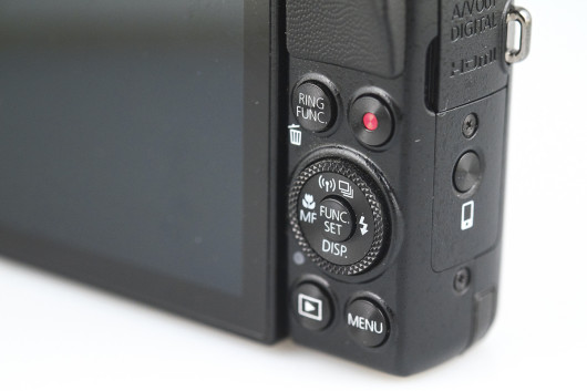 Canon PowerShot G7 X - fizyczne klawisze