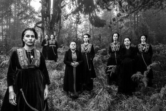 Fot. George Tatakis, z cyklu Caryatis, nagroda Trieste Museums Special Prize / Urban Photo Awards 2025