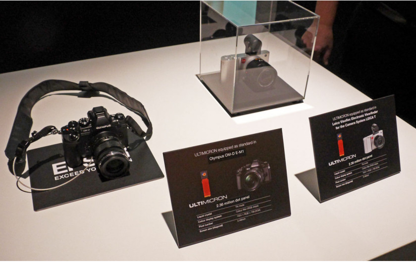 OM-D E-M1 i Leica T, czyli wizjery Epsona w praktyce