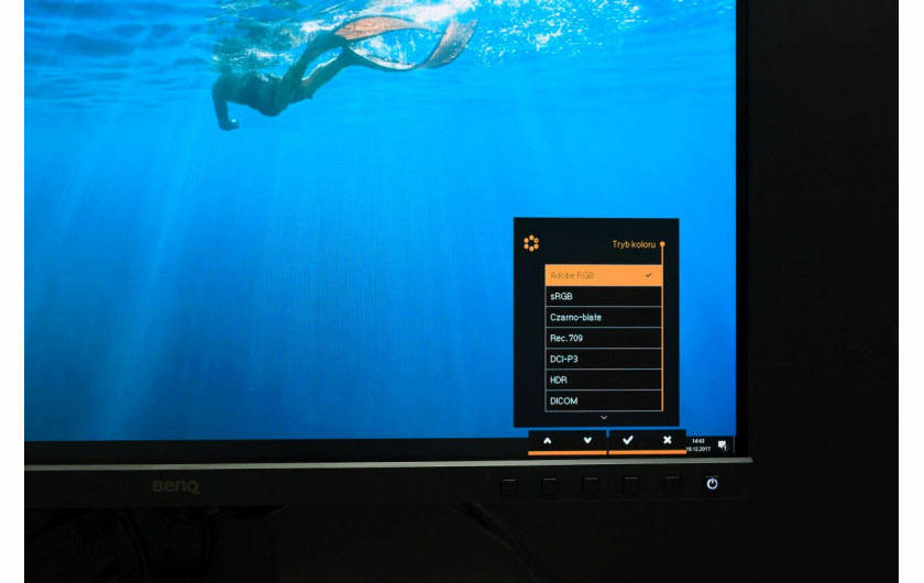 Menu monitora BenQ SW271