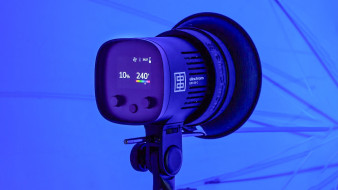 Elinchrom LED 100 C - pierwsza lampa światła ciągłego w portfolio znanego producenta