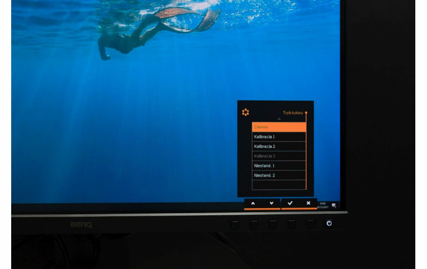 Menu monitora BenQ SW271