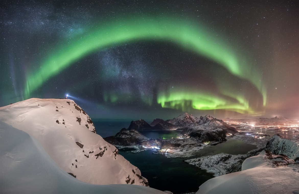 fot. Nicolai Brügger, "The Watcher" 1. miejsce w kategorii Aurorae / Insight Investment Astronomy Photographer of the Year 2019