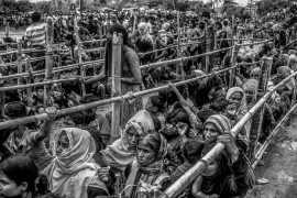 fot. Mohd Samsul Mohd Said, z cyklu "Life Inside the Refugee Camp", 1. miejsce w kategorii Wydarzenia Bieżące, SWPA 2018

Cykl ukazuje życie muzułmańskich emigrantów z Birmy w jednym z obozów dla uchodźców na terenie Bangladeszu.
