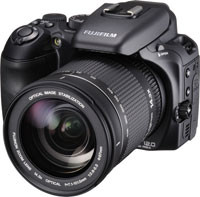 Fujifilm FinePix S200EXR - superzoom z nową matrycą
