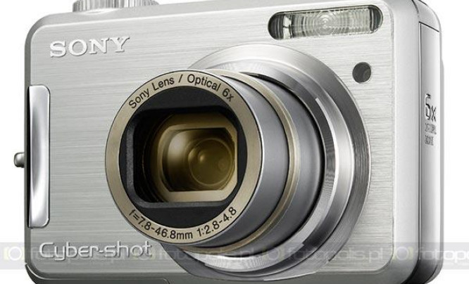  Sony Cyber-shot S800 - "eska" z zoomem 6x