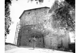 Zamek Górny w Wilnie. Baszta zamkowa przed nadbudowaniem trzeciej kondygnacji, 1922-1929 – NAC.