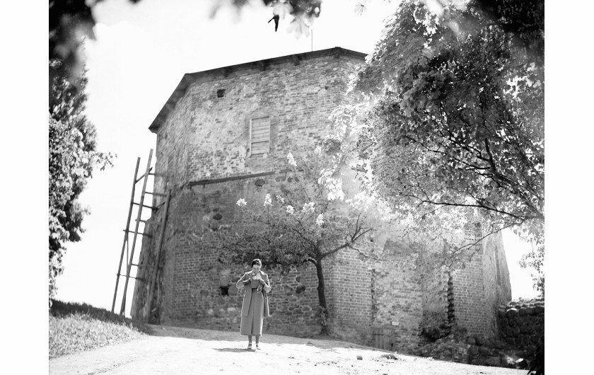 Zamek Górny w Wilnie. Baszta zamkowa przed nadbudowaniem trzeciej kondygnacji, 1922-1929 – NAC.
