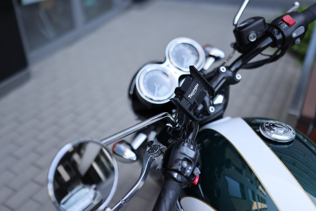 1/3200 s, f/1.4, ISO 400, 35.0 mm