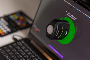Calibrite Display Plus HL - recenzja kolorymetru i kalibracja krok po kroku