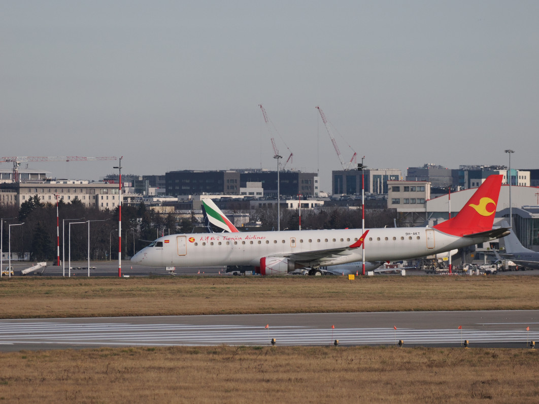 1/3200 s, f/6.3, ISO 800, 227.0 mm