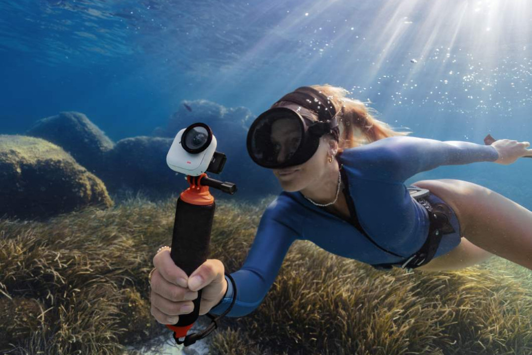  Ta sama idea, ale większe możliwości. Insta360 Go Ultra to nowa generacja miniaturowej kamerki sportowej