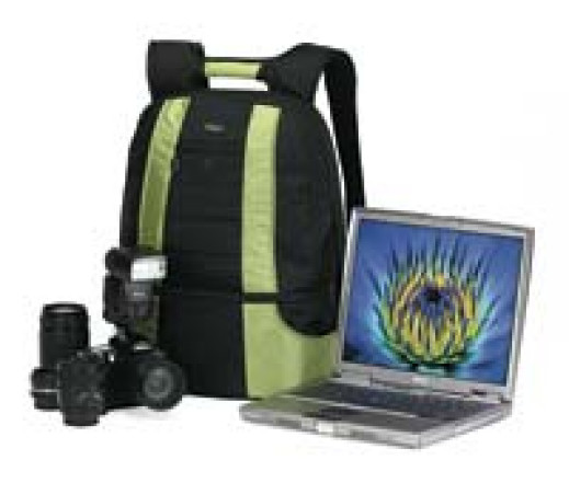 Lowepro wprowadza nowy plecak CompuDaypack oraz paski do aparatów