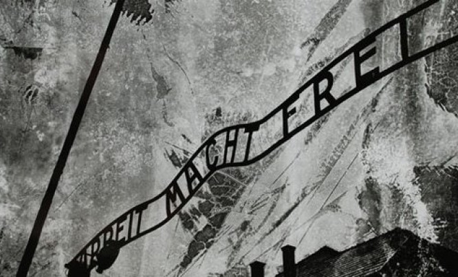 "Auschwitz" Waldemara Jamy w Galerii Koredegarda