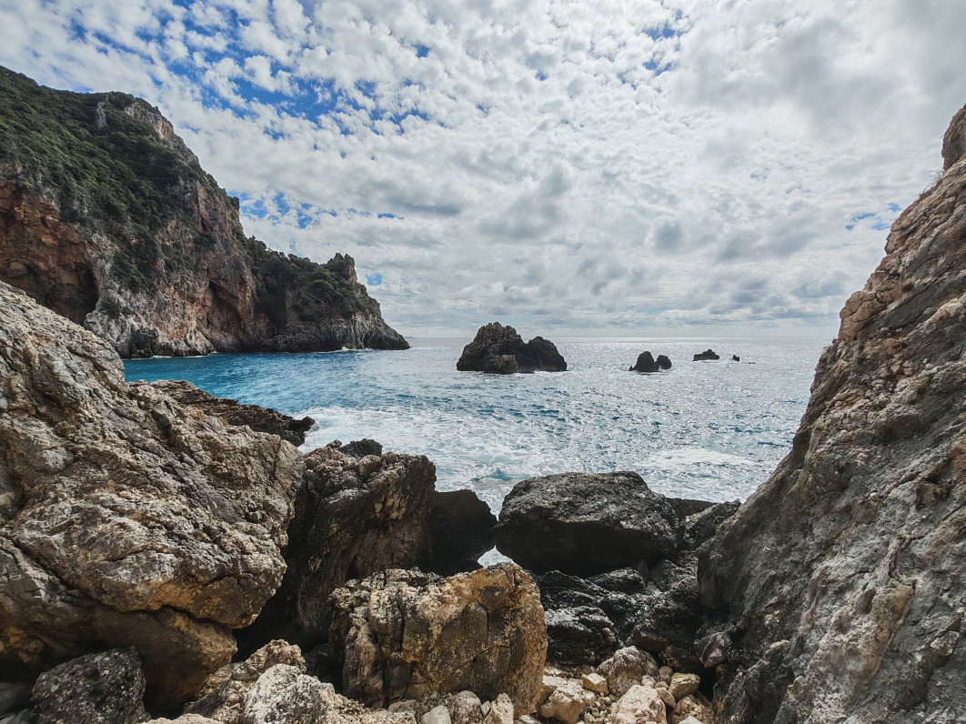 1/2500 s, f/2.2, ISO 50, aparat szerokokątny