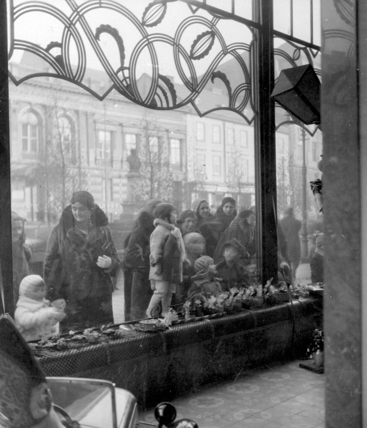 Cukiernia Zaleskiego przy ulicy Akademickiej, 1933 rok