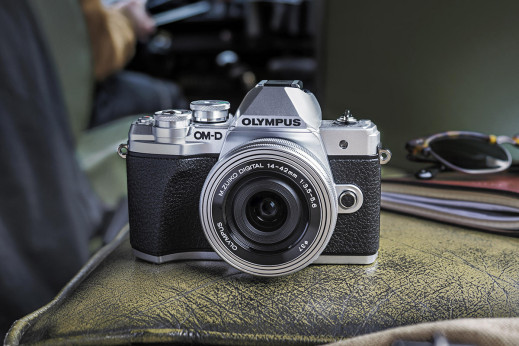 Olympus OM-D E-M10 Mark III - lepszy autofokus i filmy 4K