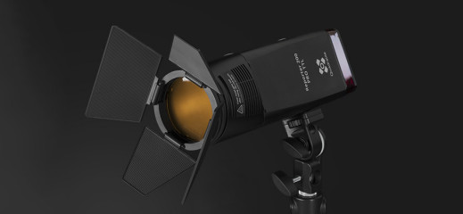 Lampa Quadralite Reporter 200 Pro TTL taniej o 380 zł