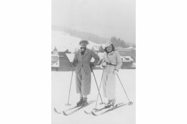 Jan Kiepura z żoną Marthą Eggerth na nartach, 1937 rok