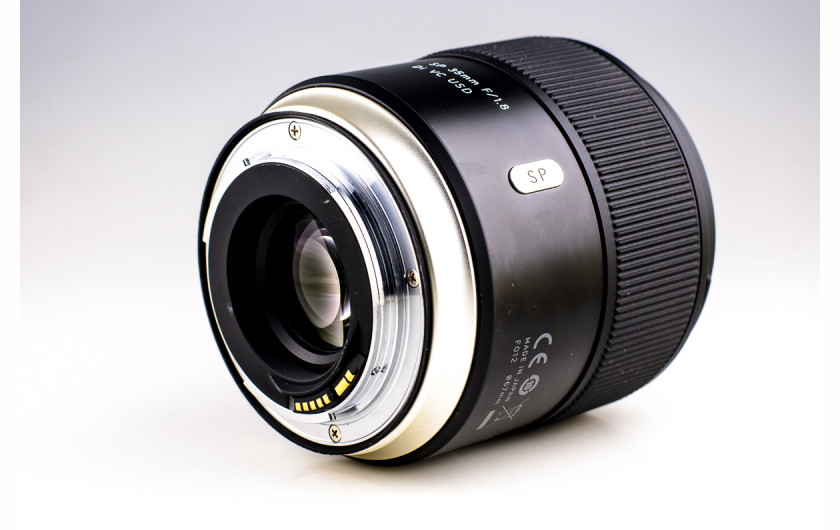 Tamron SP 35 mm f/1.8 Di VC USD 