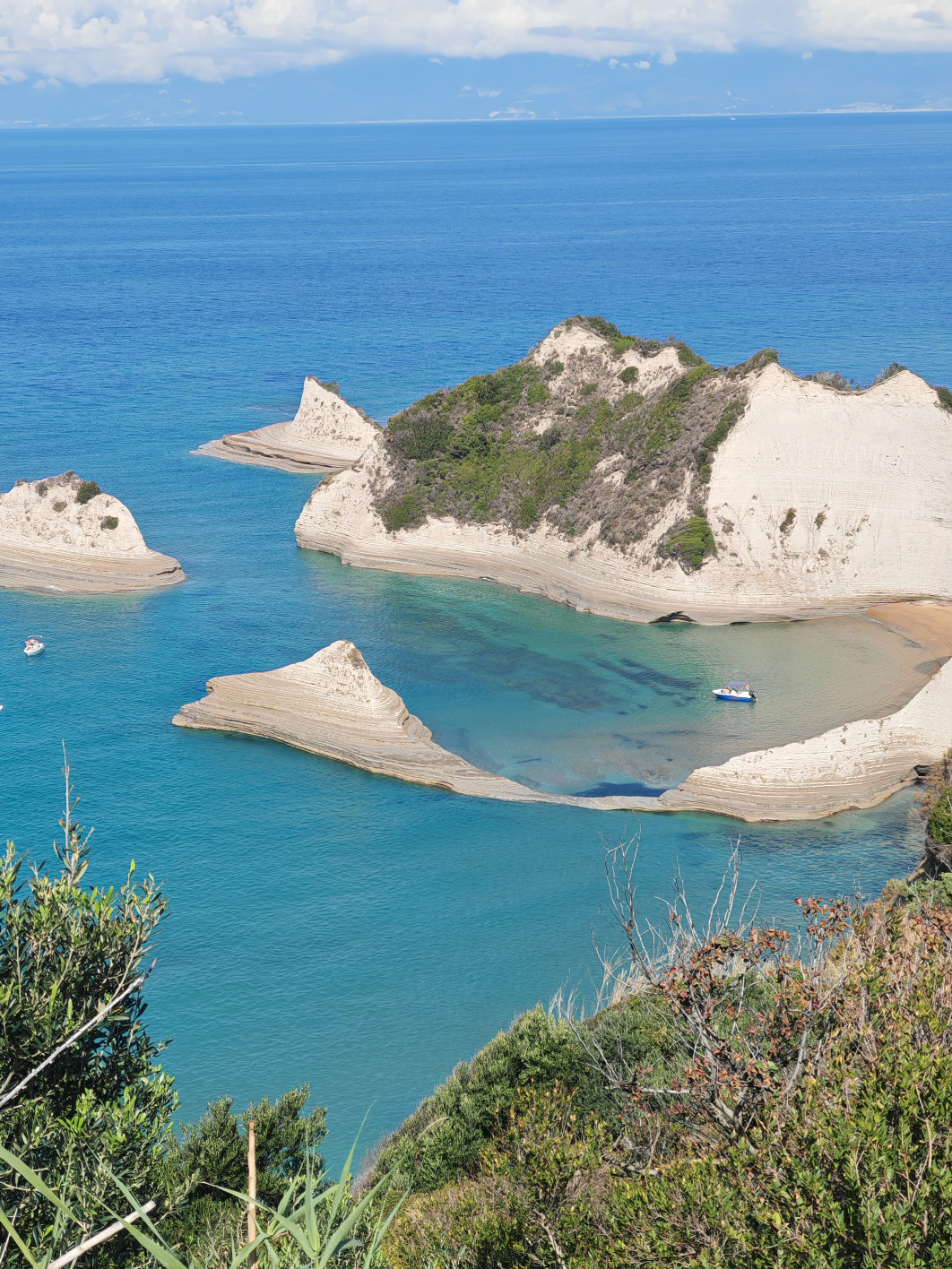 1/670 s, f/2.4, ISO 50, aparat tele