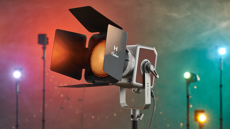 Harlowe rozszerza swoją ofertę dla kreatywnych twórców i profesjonalistów o Max Air 40 i Pro 300 Spectra