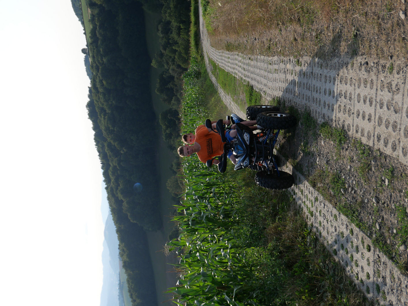 1/3200 s, f/2.5, ISO 200, 19.1 mm
