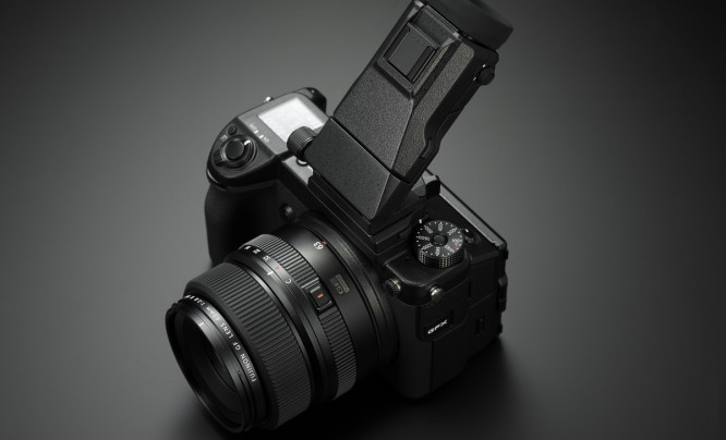  Fujifilm GFX 50S - wyczekiwany średni format wkracza na rynek. Znamy specyfikację i cenę