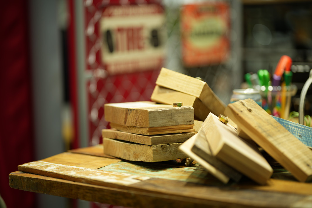 1/160 s, f/1.4, ISO 100, 85 mm