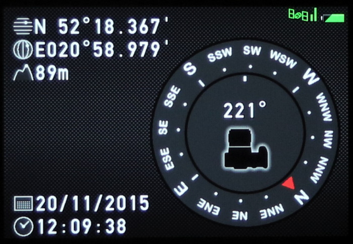 Elektroniczny kompas wyświetlany na monitorze LCD
