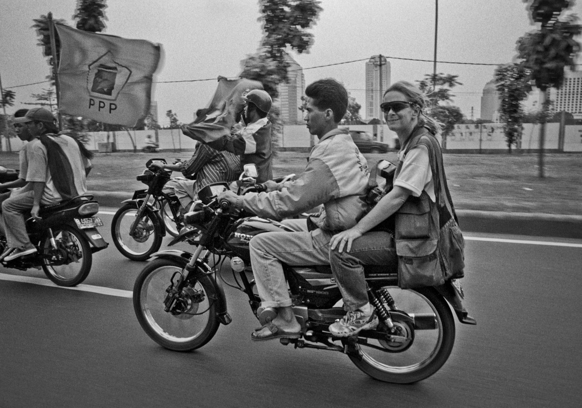 fot. Yunghi Kim, Paula Bronstein Jakarta, Indonezja 1998. 