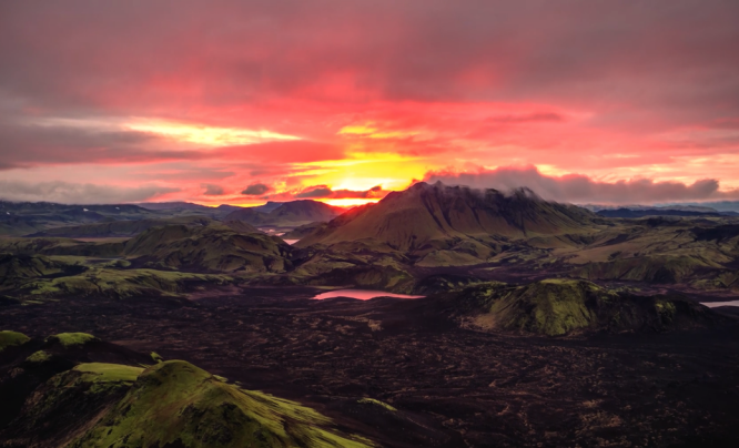 „Ethereal“ czyli najpiękniejsze zakątki Islandii na filmie poklatkowym w jakości 4K