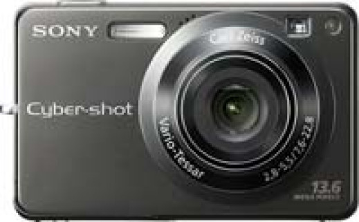 Sony Cyber-shot W300 - więcej megapikseli w tytanowej powłoce