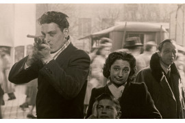 Anonimowy fotograf jarmarczny, Strzelnica fotograficzna (1951) (c) zbiory prywatne, Paryż
