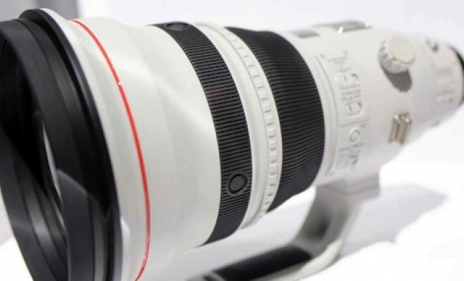 Canon pracuje nad “kompaktowym” teleobiektywem 600 mm f/4