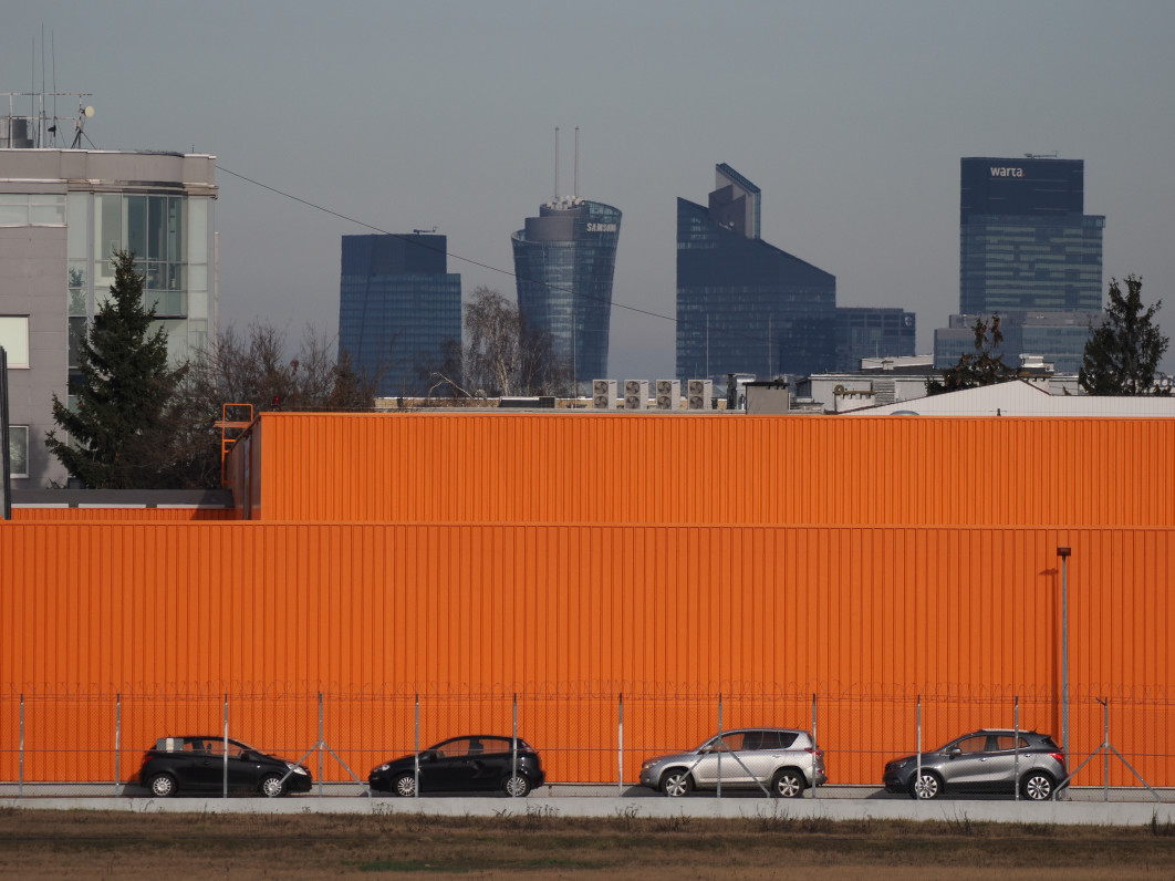 1/3200 s, f/6.1, ISO 400, 244.0 mm