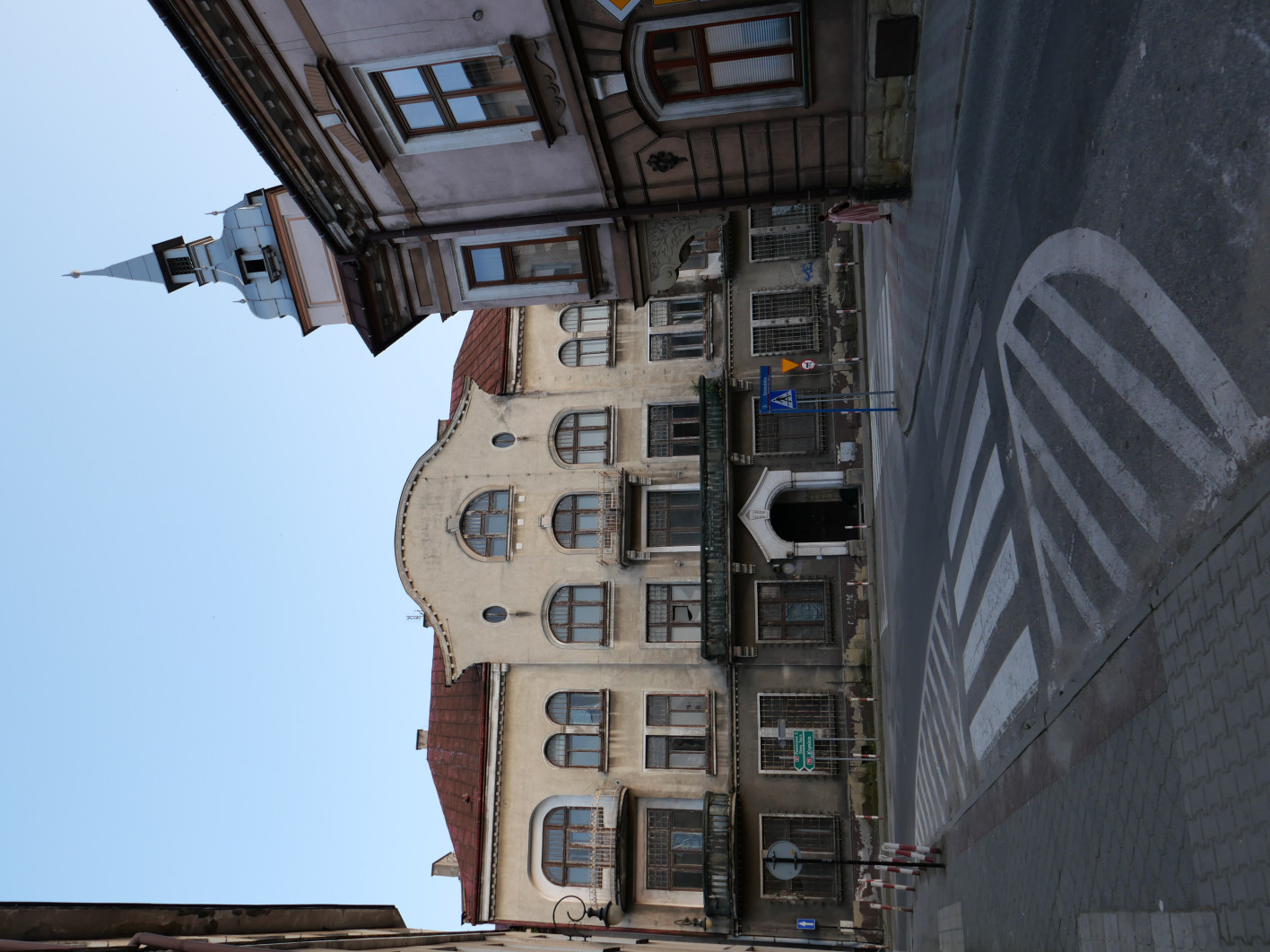 1/125 s, f/4.5, ISO 200, 10.9 mm