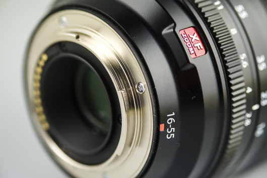 Fujifilm Fujinon XF16-55mm f/2,8 R LM WR z Fujifilm X-Pro1 - wykończenia