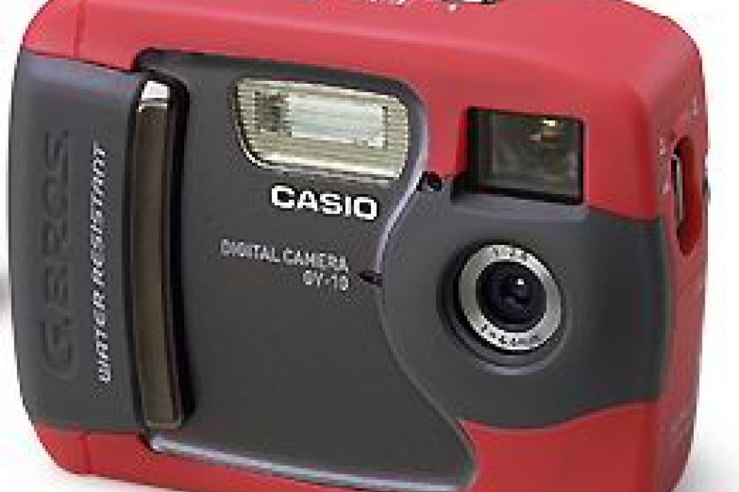 Casio GV-10 - na plażę, w góry i do wody
