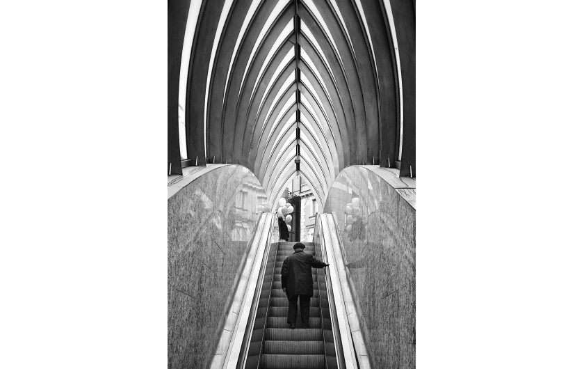 fot. Dominika Koszowska, Stairway to Heaven, złoty medal w amatorskiej kat. Special/Smartphone Photography / Px3 Prix de la Photographie, Paris