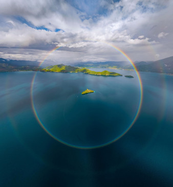 Zdjęcie okrągłej tęczy wygrywa konkurs Weather Photographer of the Year 2025