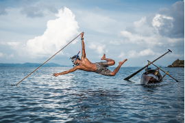 fot. Dorte Verner, "Dissapearing fishing method by Moken", nagroda publiczności