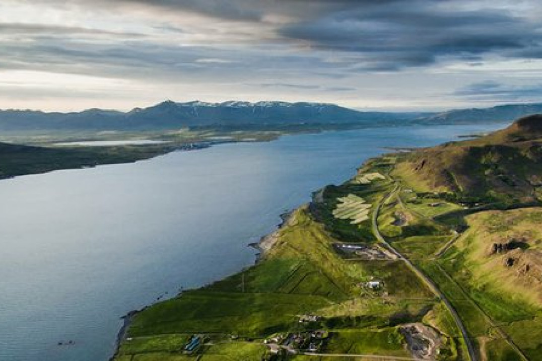 Islandia z lotu ptaka na zdjęciach Jakuba Połomskiego