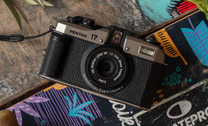 Pentax 17 - sprawdziliśmy najnowszy analogowy kompakt [RECENZJA]