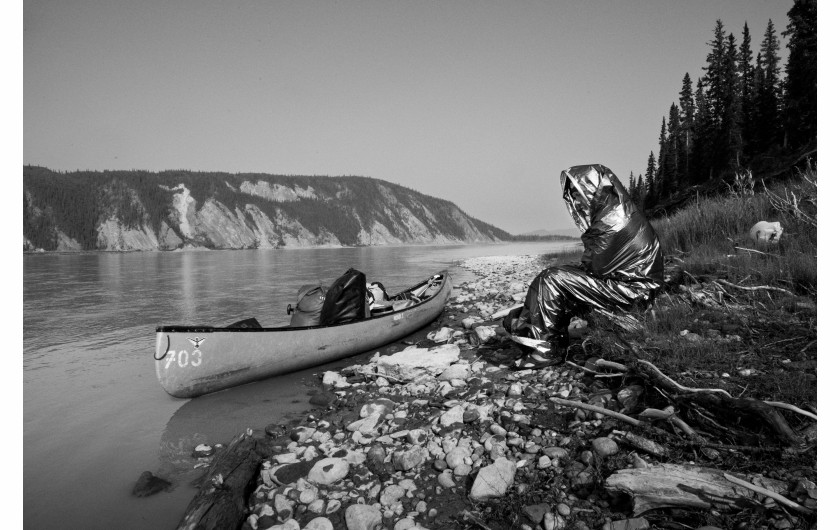 Fot. Piotr Sadurski, z projektu Swimming Yukon River, wyróżnienie w kategorii profesjonalnej Sport / Sony World Photography Awards 2024