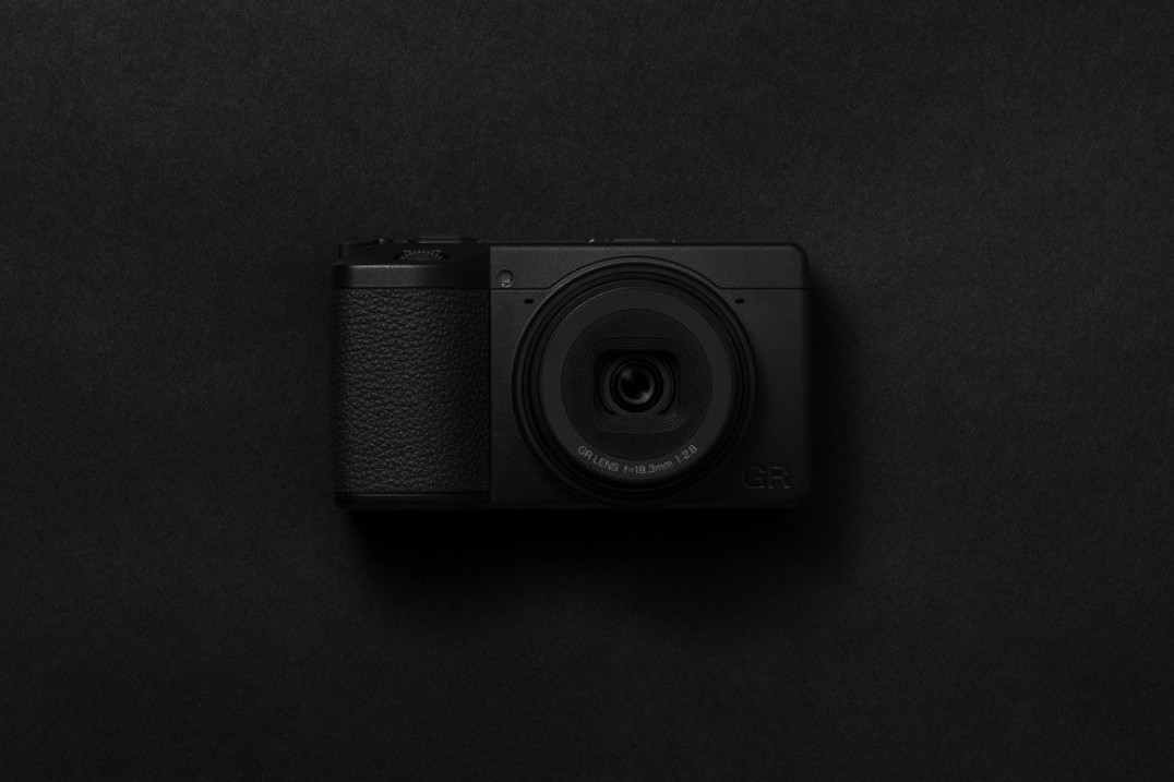 Ricoh GR IV Monochrome - czarno-biały… i prawie o połowę droższy