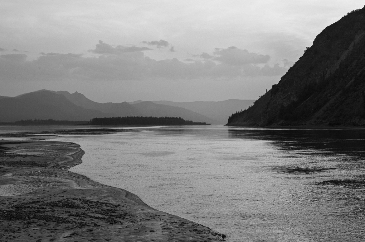 Fot. Piotr Sadurski, z projektu "Swimming Yukon River", wyróżnienie w kategorii profesjonalnej Sport / Sony World Photography Awards 2024