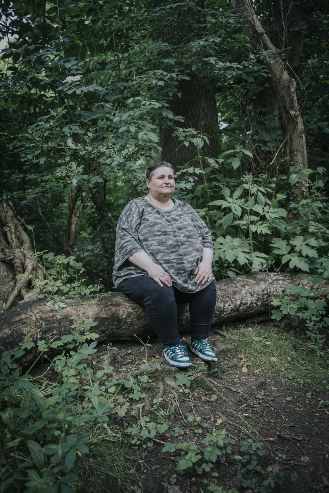 Fot. Marge Bradshaw, &quot;LGBTQ+ Gynae Stories: Sarah- Jane&quot; / Portrait of Britain Vol. 7