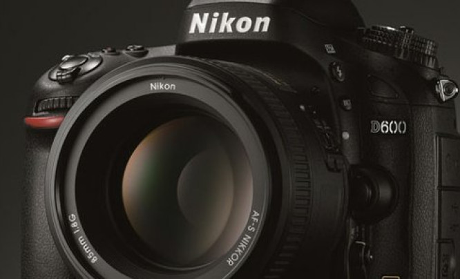 Nikon ujawnił koszty problemów z brudzącą się matrycą D600
